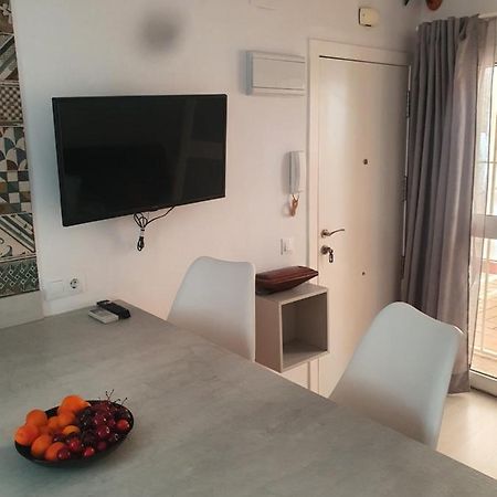 Beautiful Apartment With Terrace San Basilio Sevilha Exterior foto