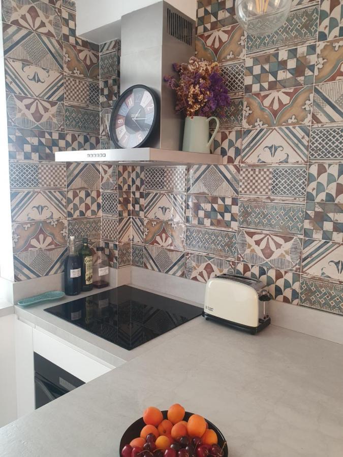 Beautiful Apartment With Terrace San Basilio Sevilha Exterior foto