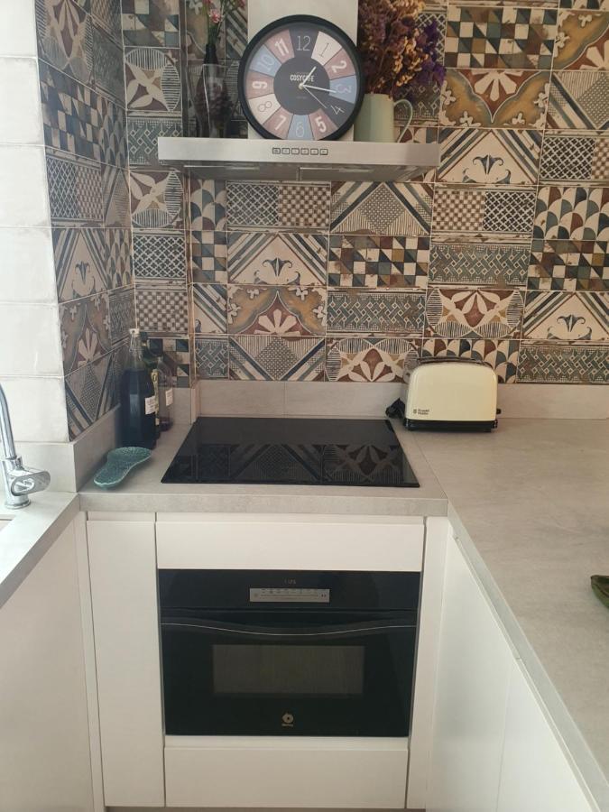 Beautiful Apartment With Terrace San Basilio Sevilha Exterior foto