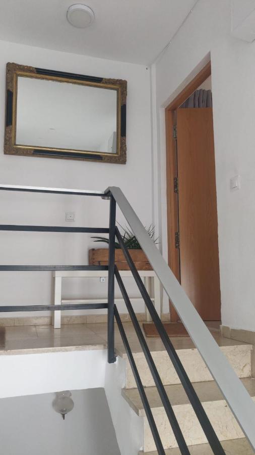 Beautiful Apartment With Terrace San Basilio Sevilha Exterior foto